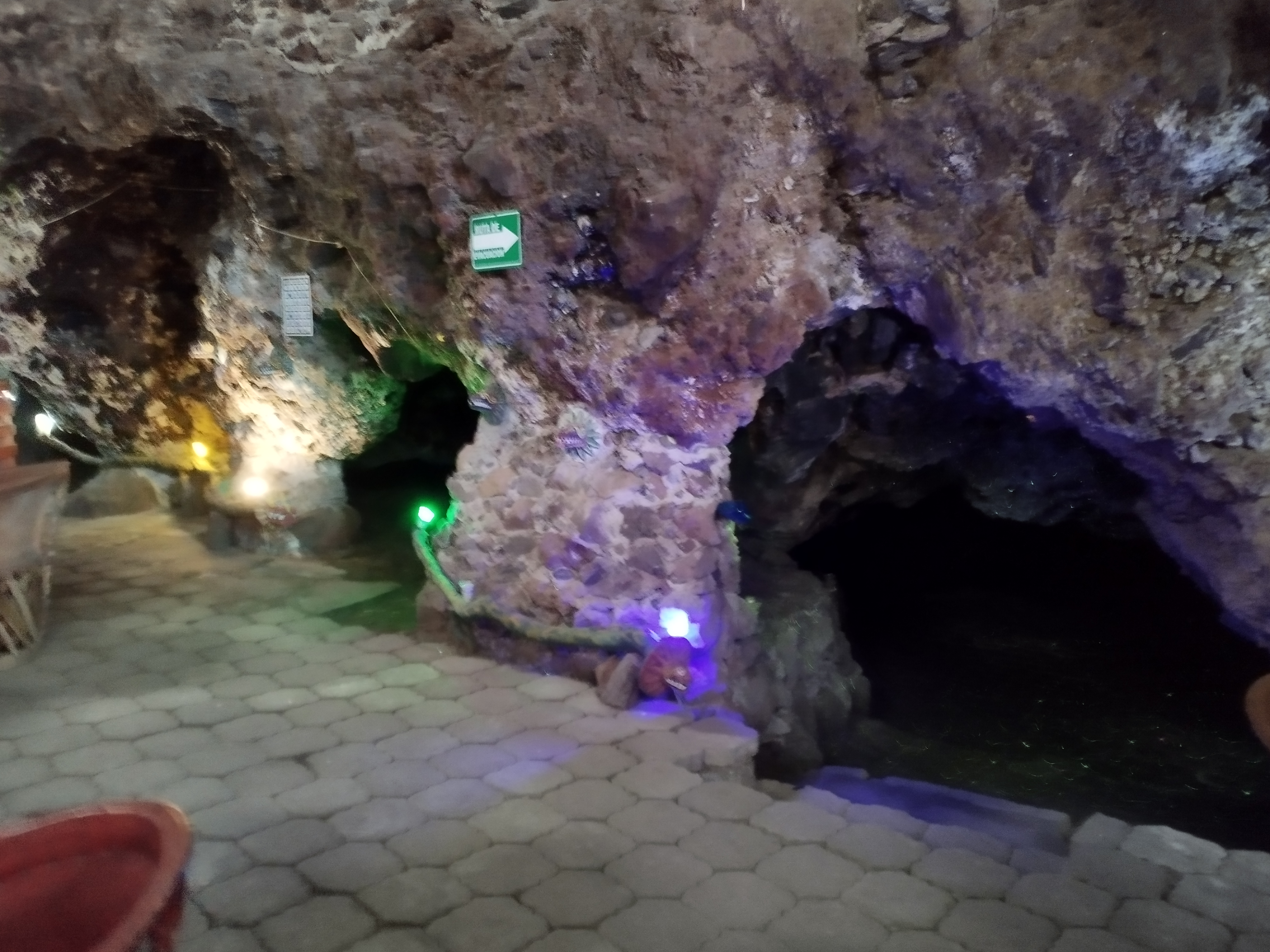 "La Cueva de Quetzalcoatl" image 4