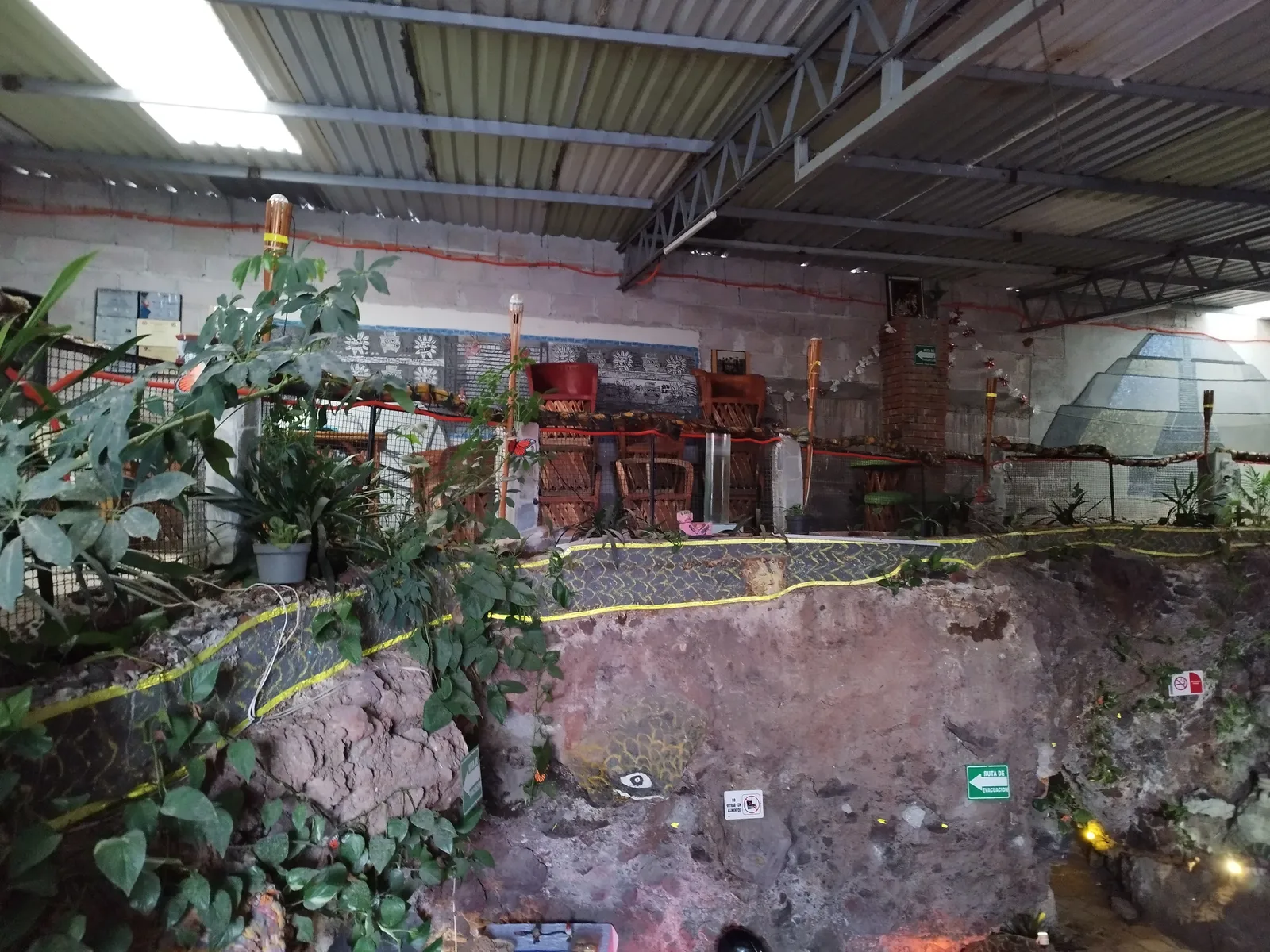 "La Cueva de Quetzalcoatl" image 10