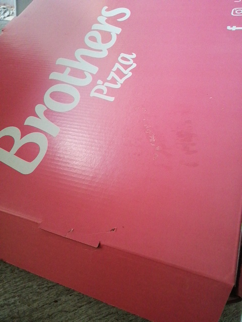 Brothers Pizza a la leña (Romani) image 4