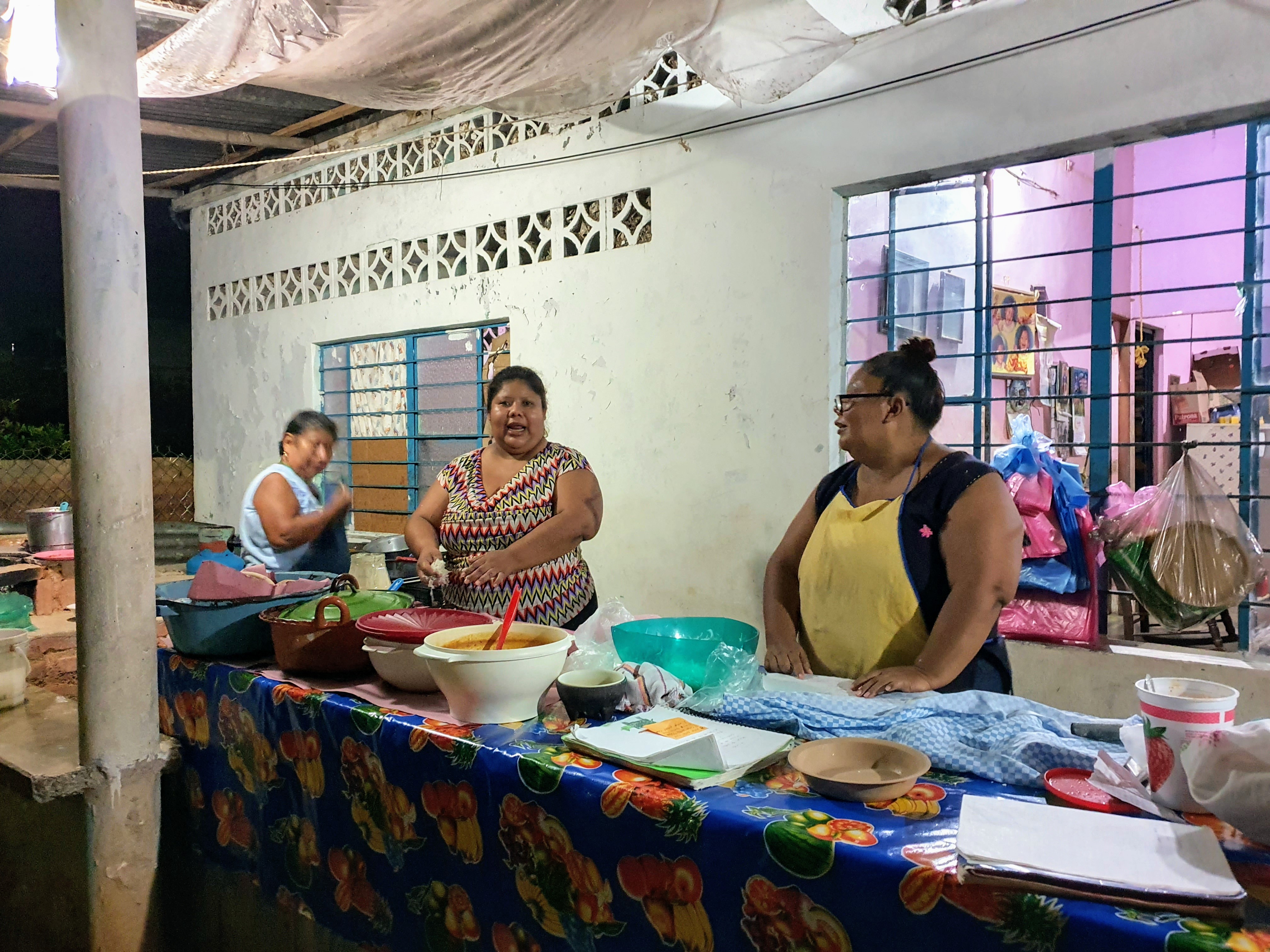 Antojitos Peggy image 3