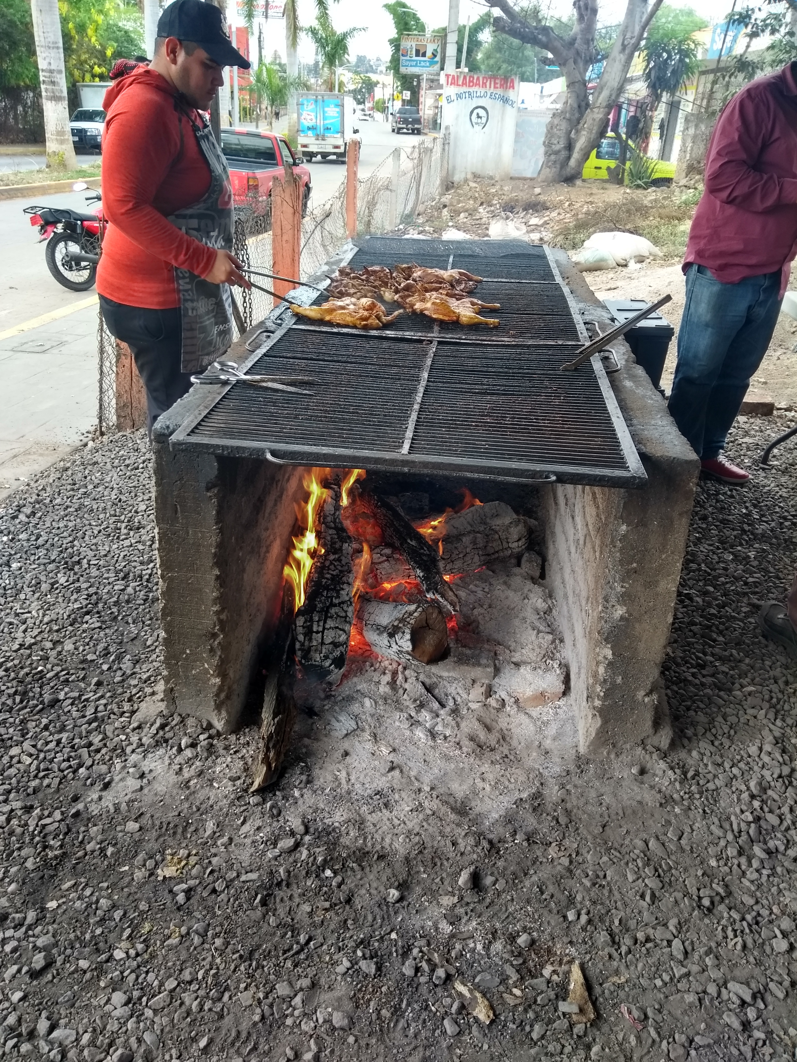 Súper pollo a la leña image 2