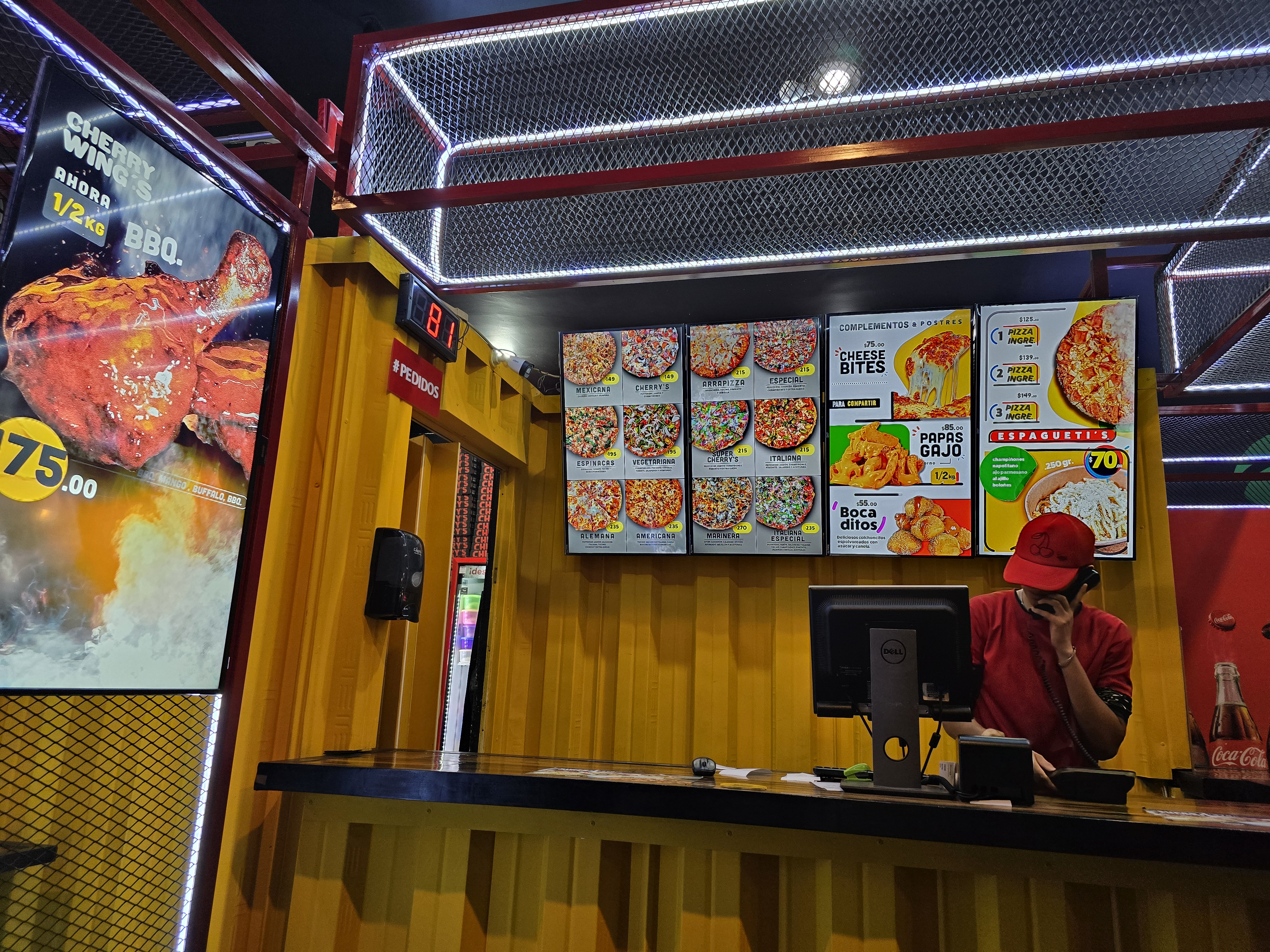 Cherry's Pizza Villa Magna image 6