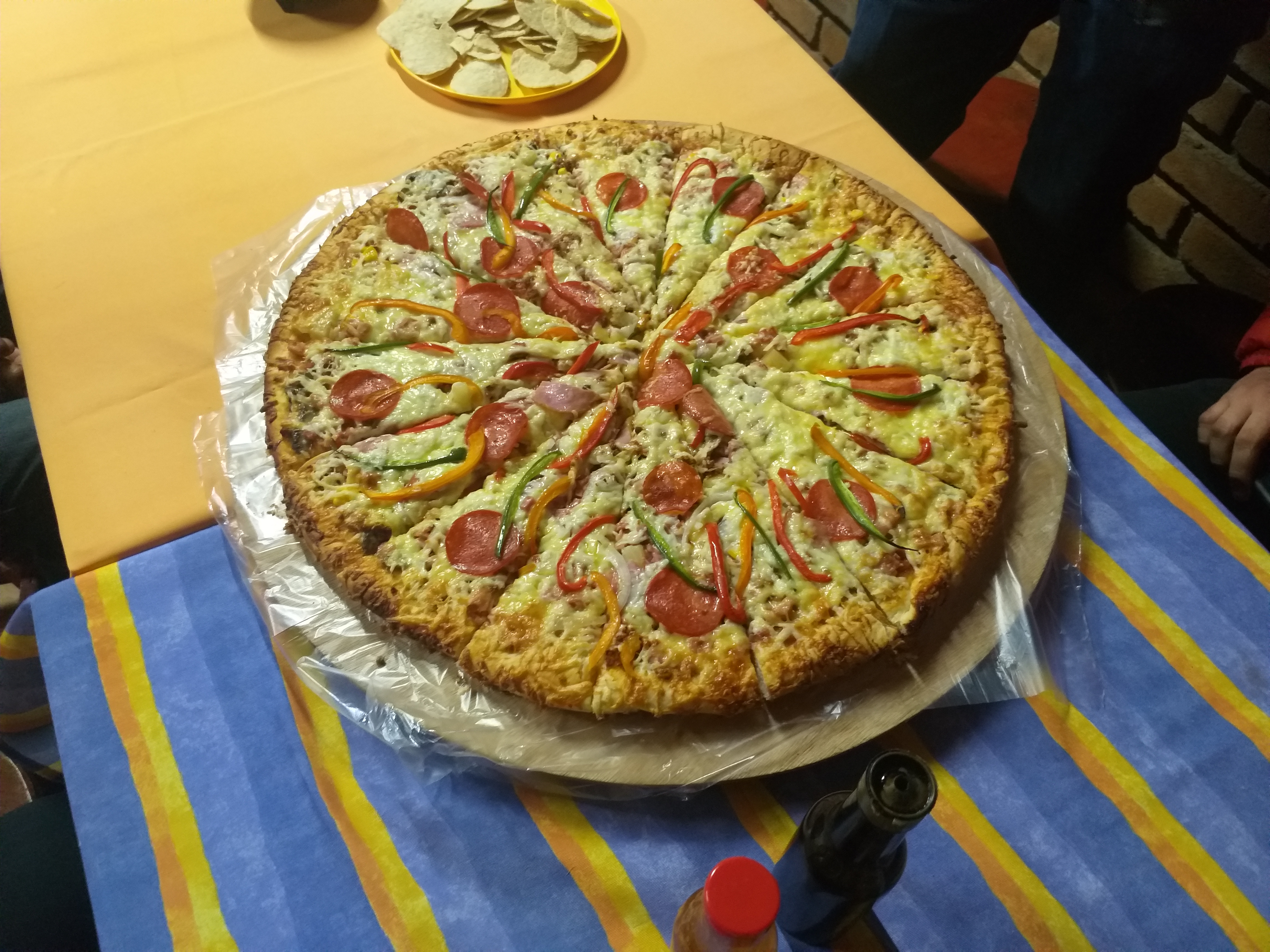 Mayos' Pizzas image 4