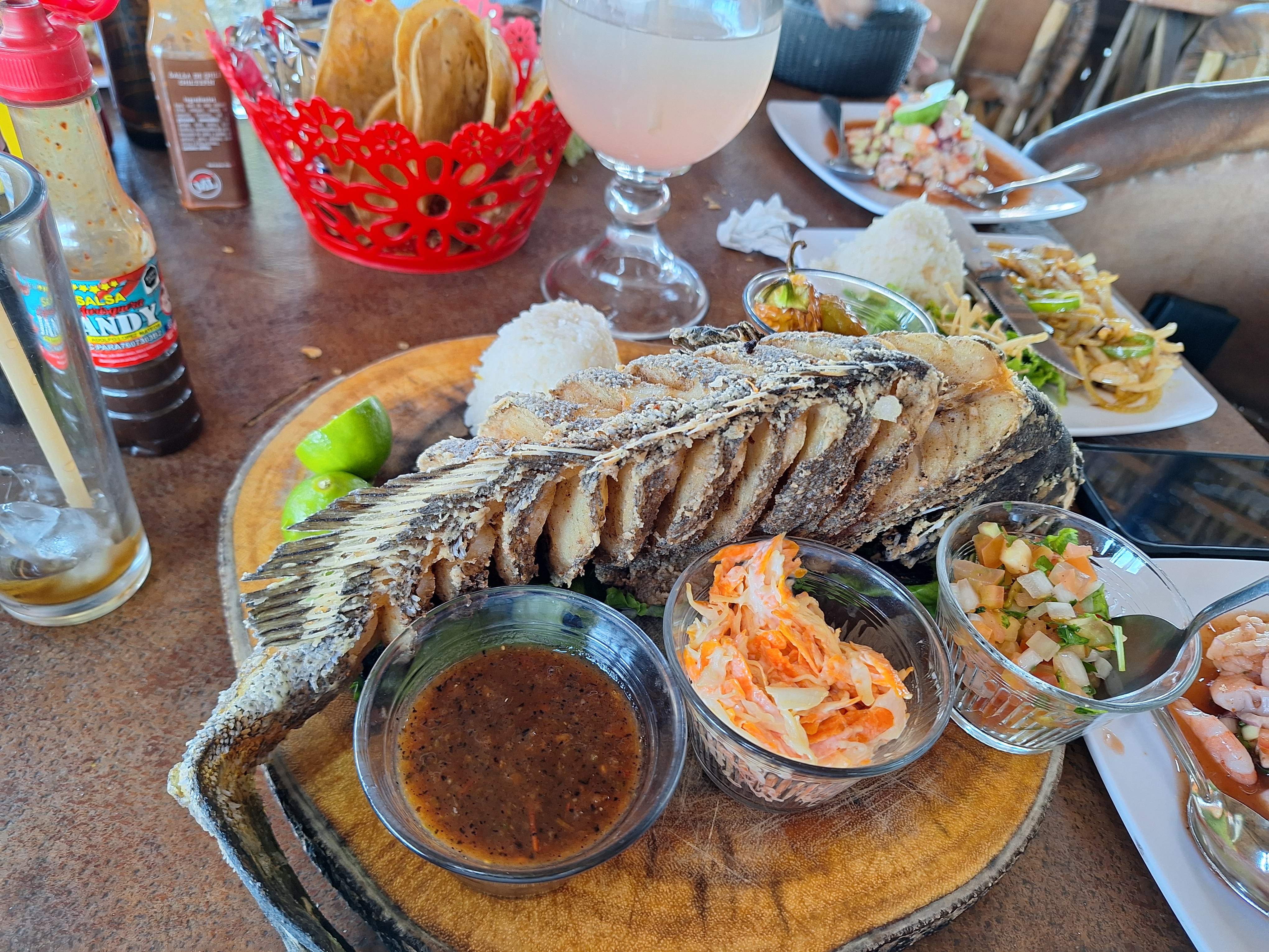 Mariscos el Tiburón de San Carlos Sucursal ciudad Constitución image 3