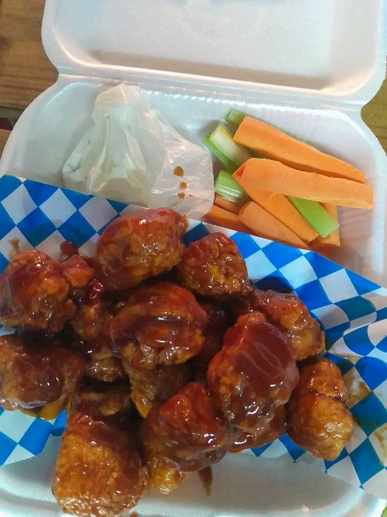 Delicious Boneless image 3