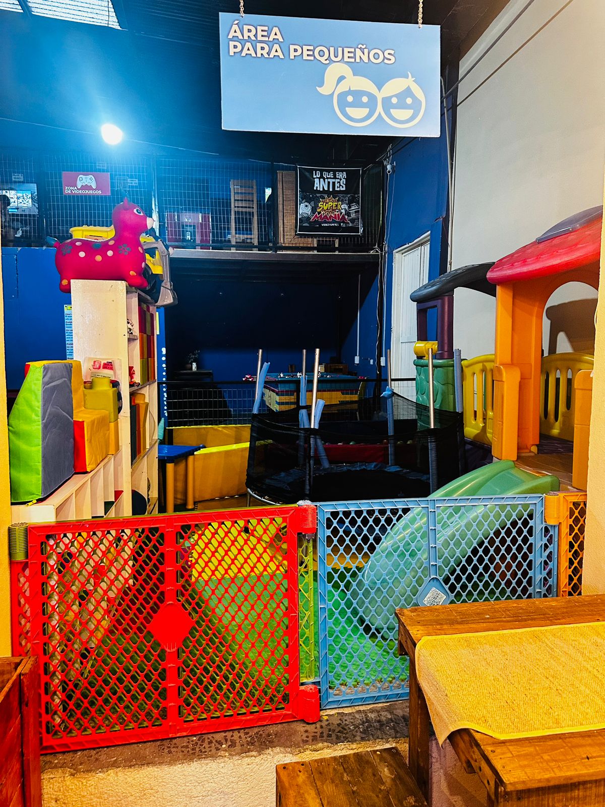 Cafetería y Juegos image 2