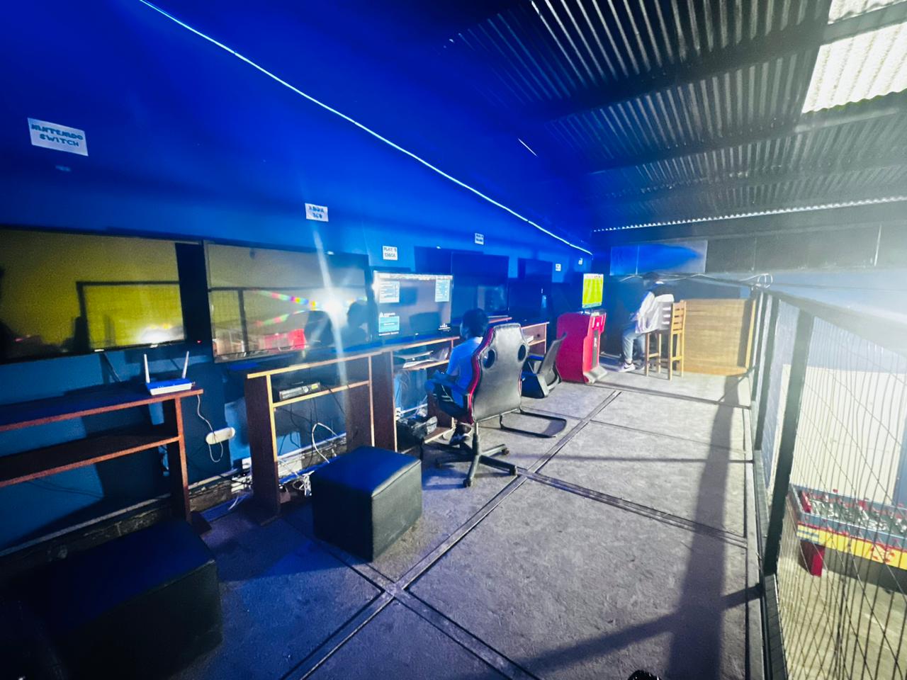 Cafetería y Juegos image 4