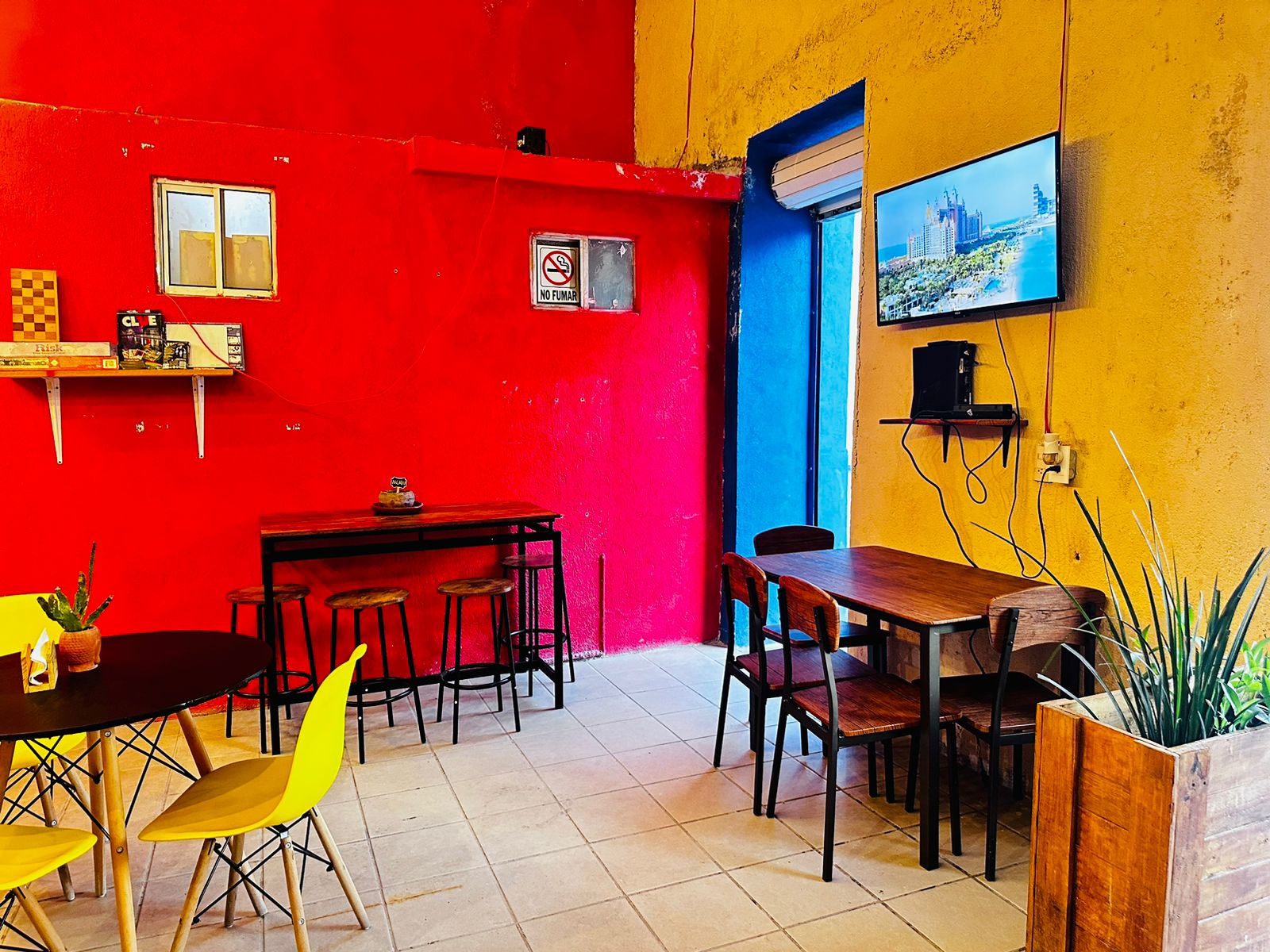 Cafetería y Juegos image 8