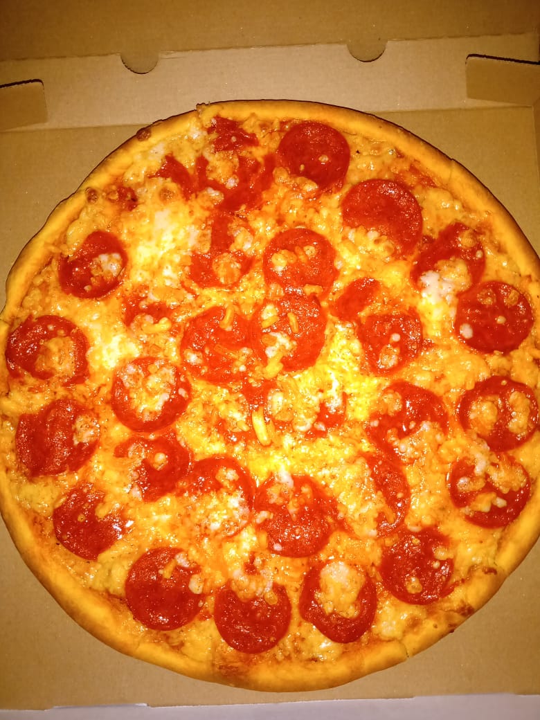 pizzas johanys image 3