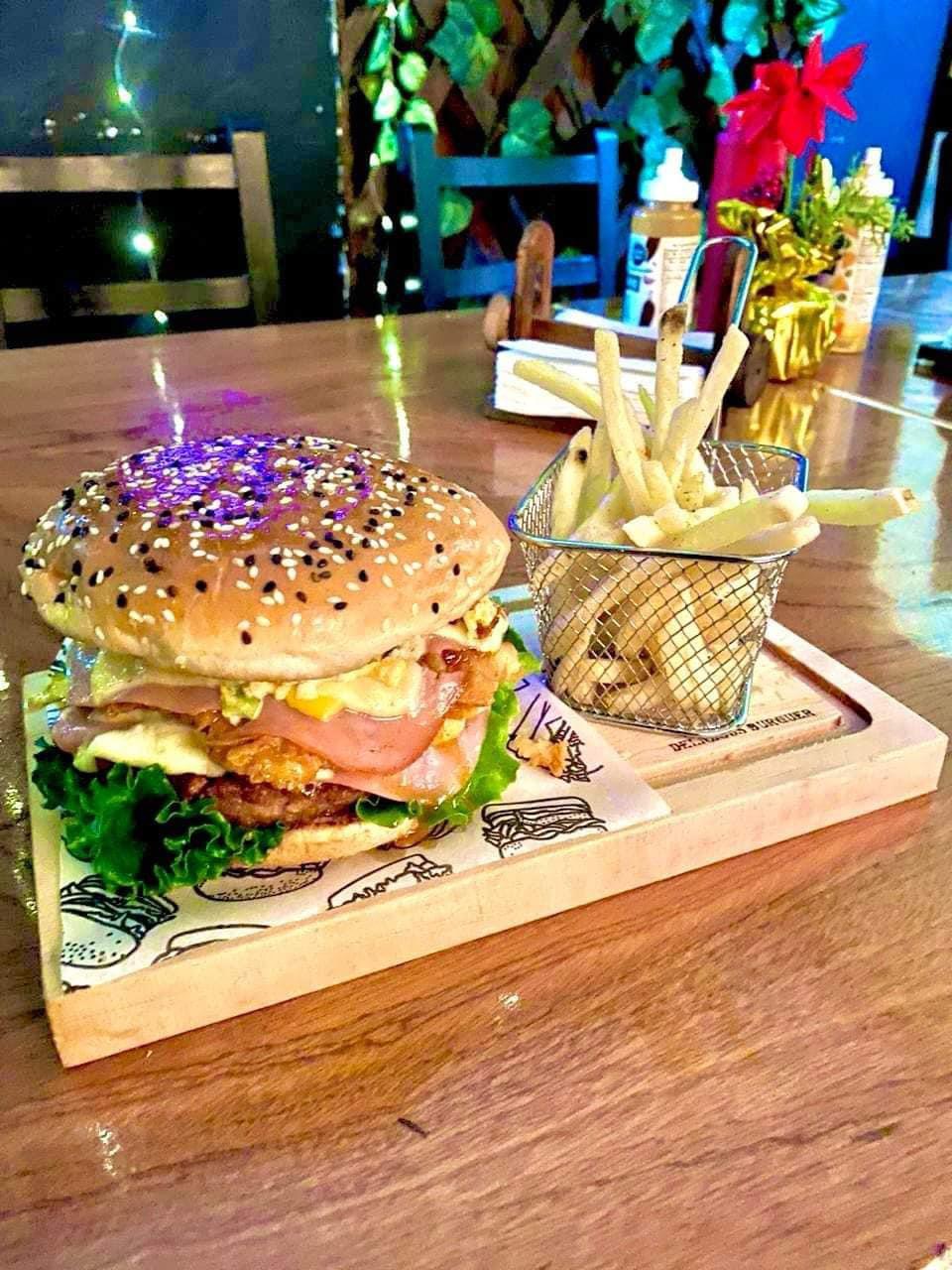 Delicious Burguer' image 2