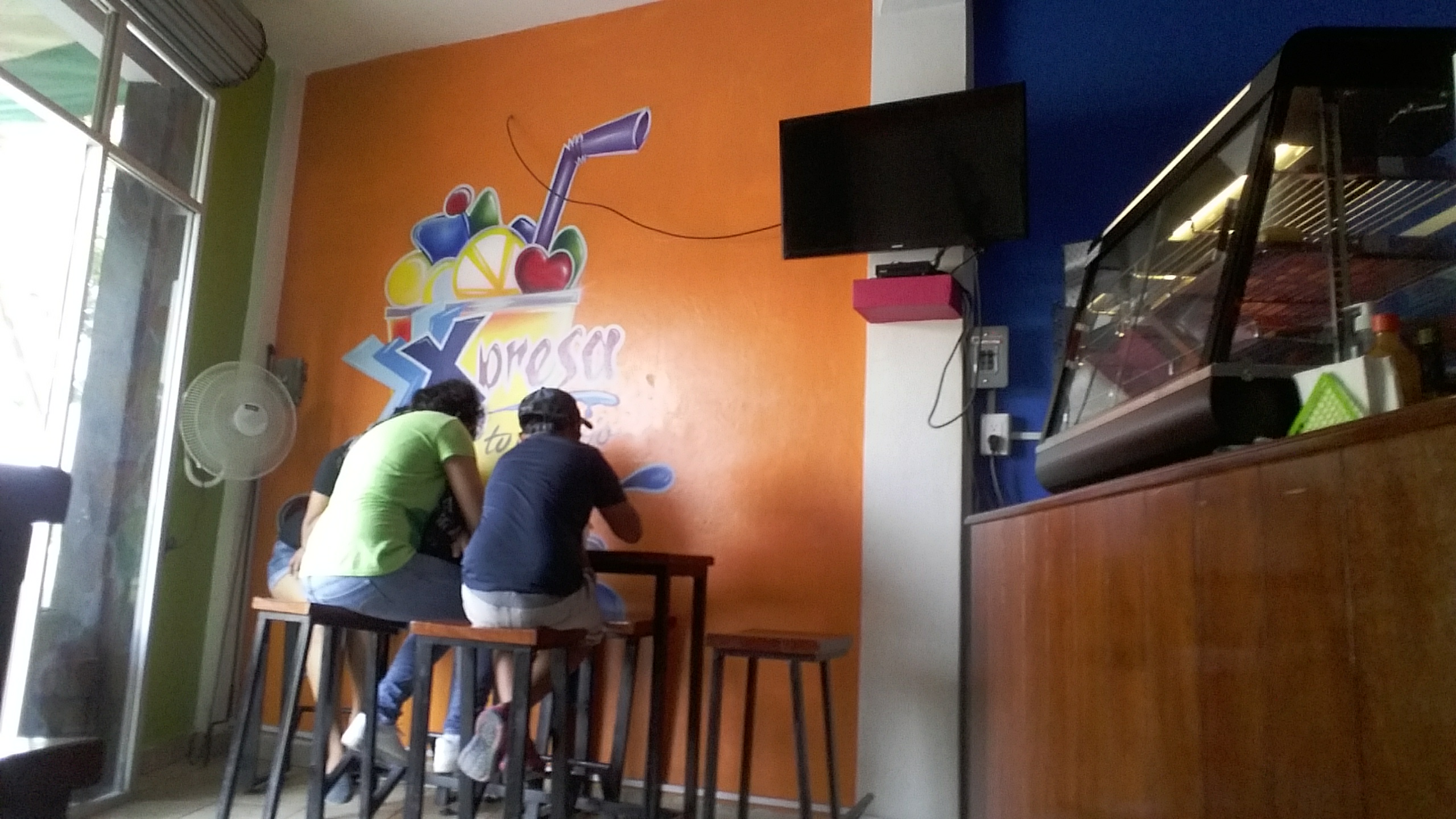 Jordanos Pizza image 3