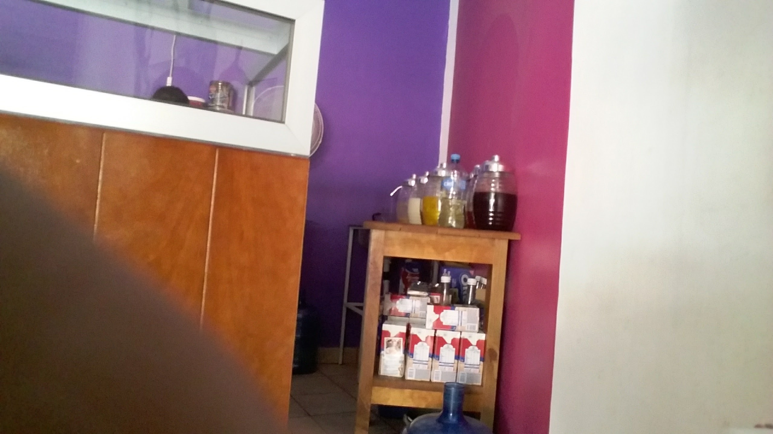 Jordanos Pizza image 9