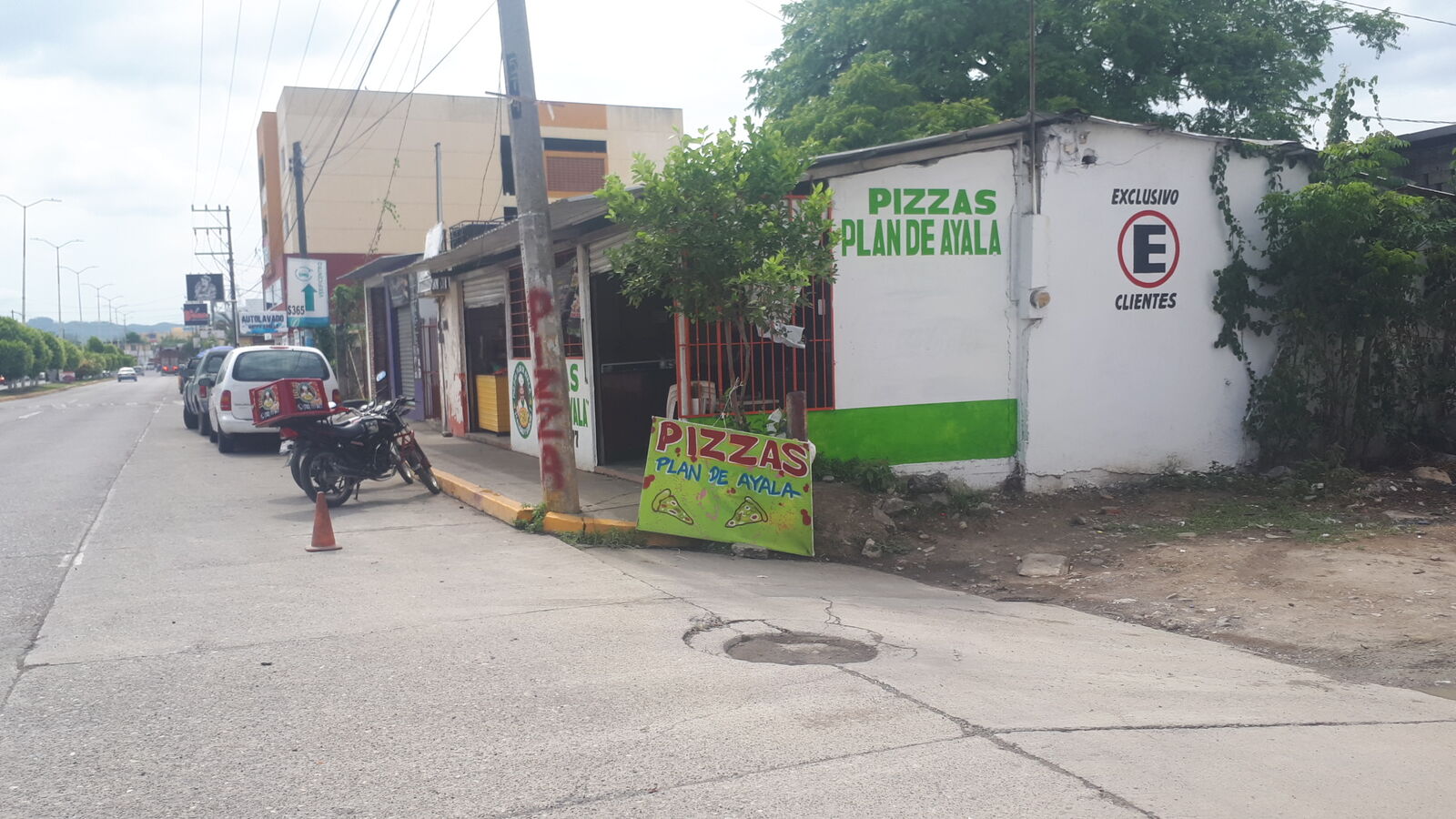 Jarochos Pizza Plan de Ayala image 6