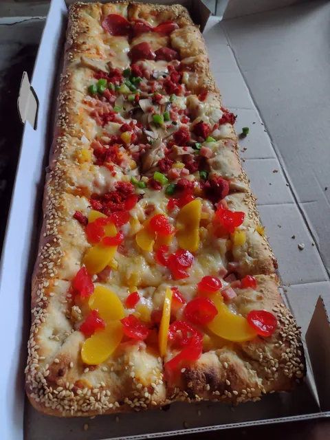 Mana Pizza image 5