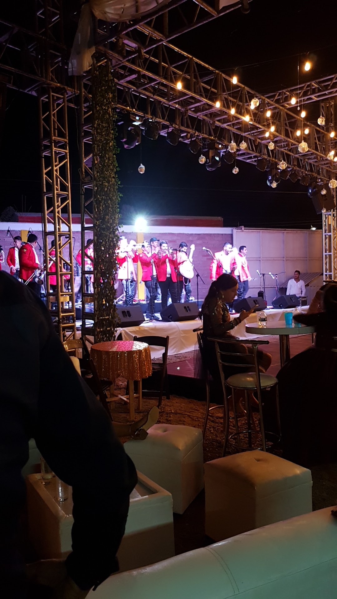 Toños Pizza image 5