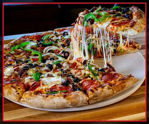 Roberto's pizza restaurante image 2