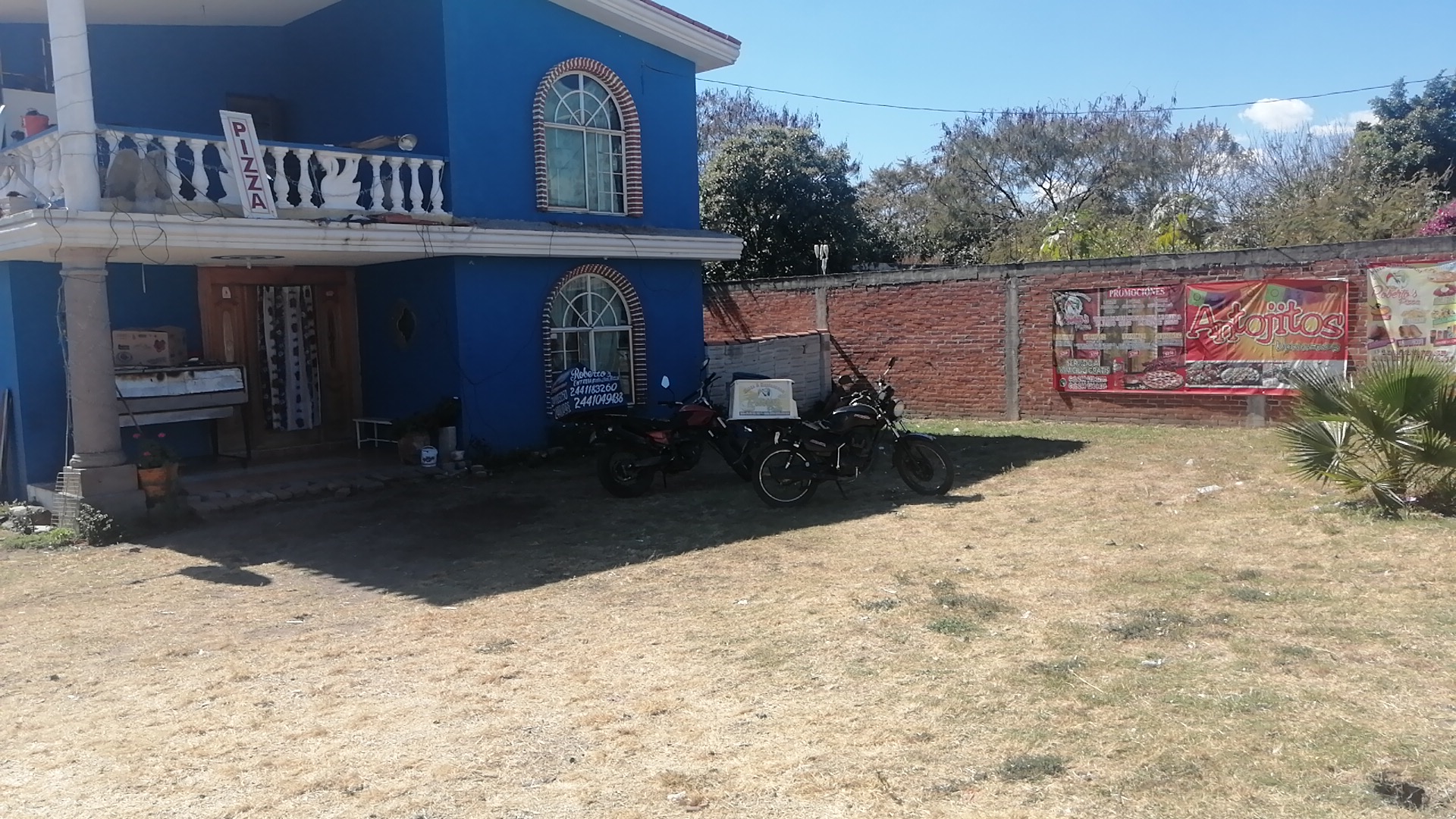 Roberto's pizza restaurante image 10