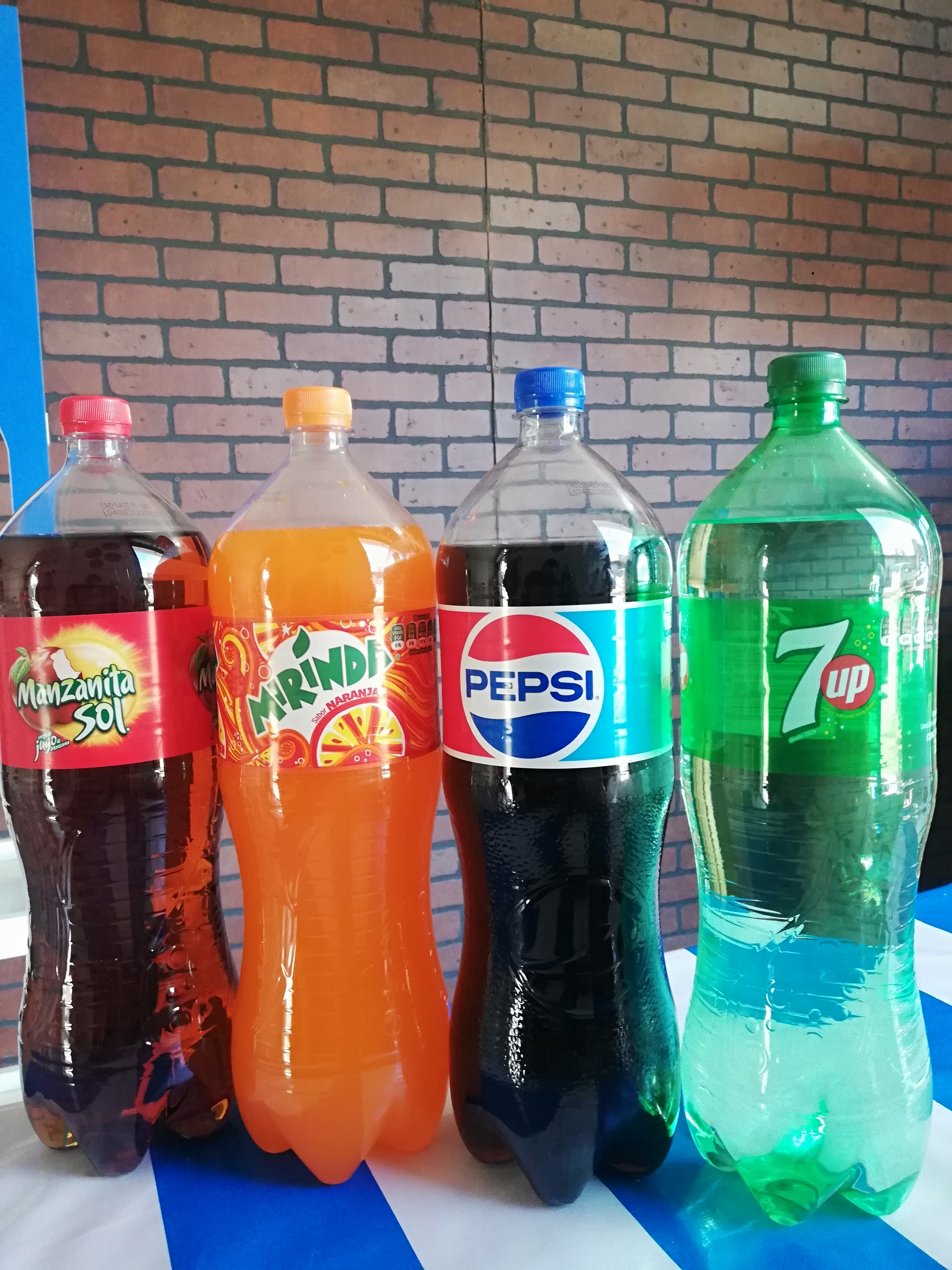 PIZZERIA FERS CAST image 9