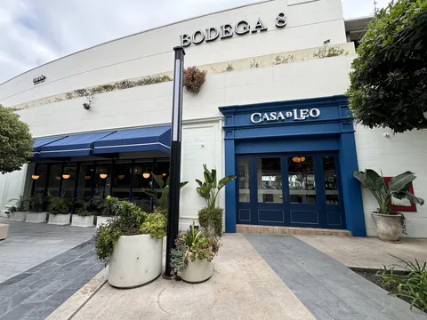 Casa de Leo Restaurant image 1
