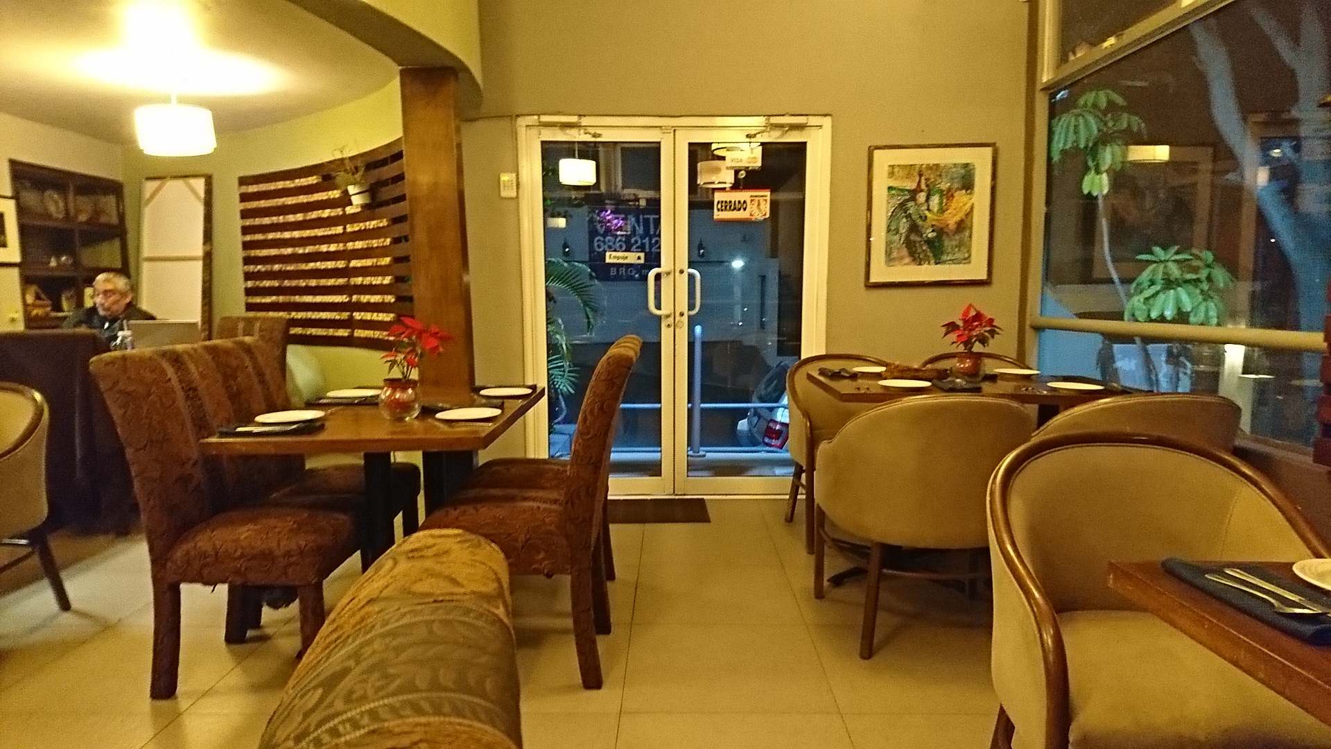 El Olivo Restaurant image 4