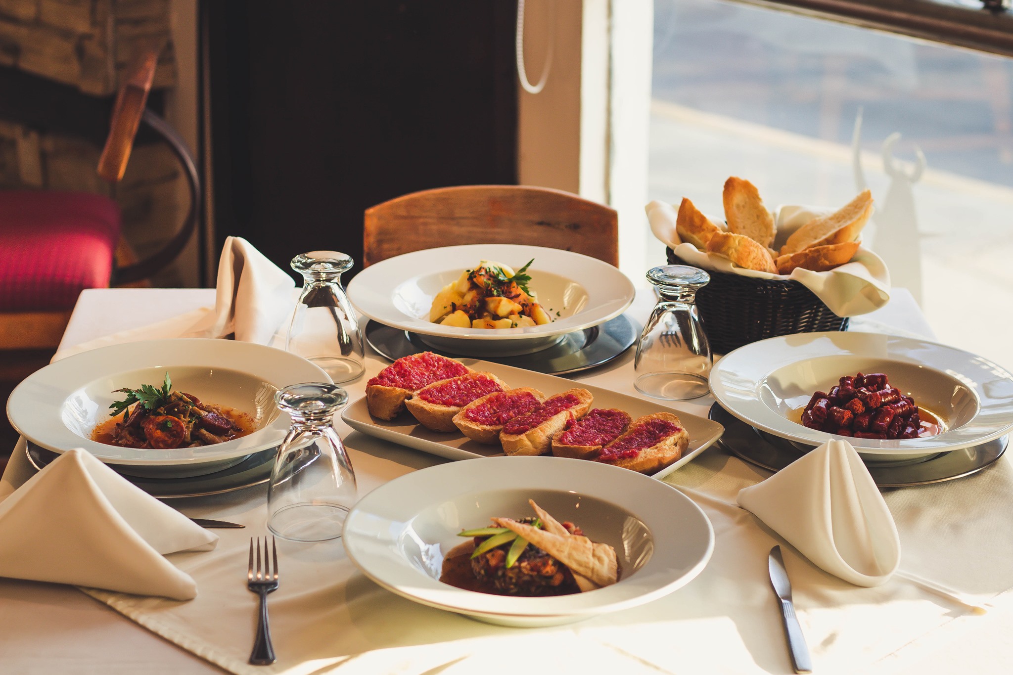 EL PARADOR ESPAÑOL image 2