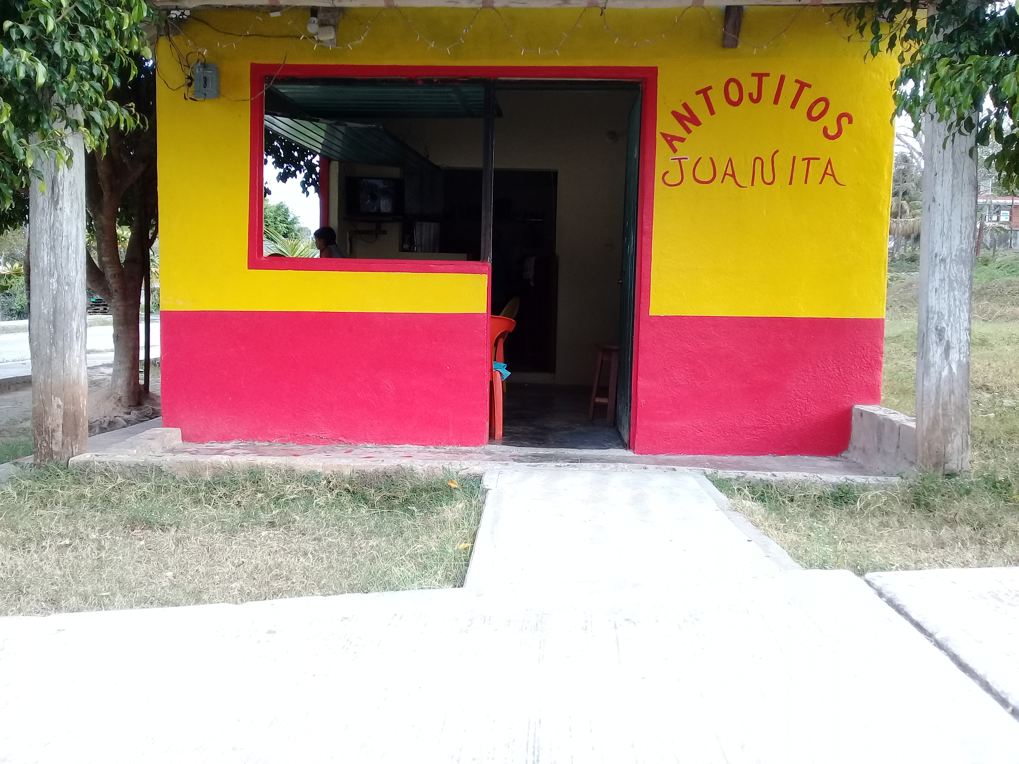 Antojitos Juanita image 1