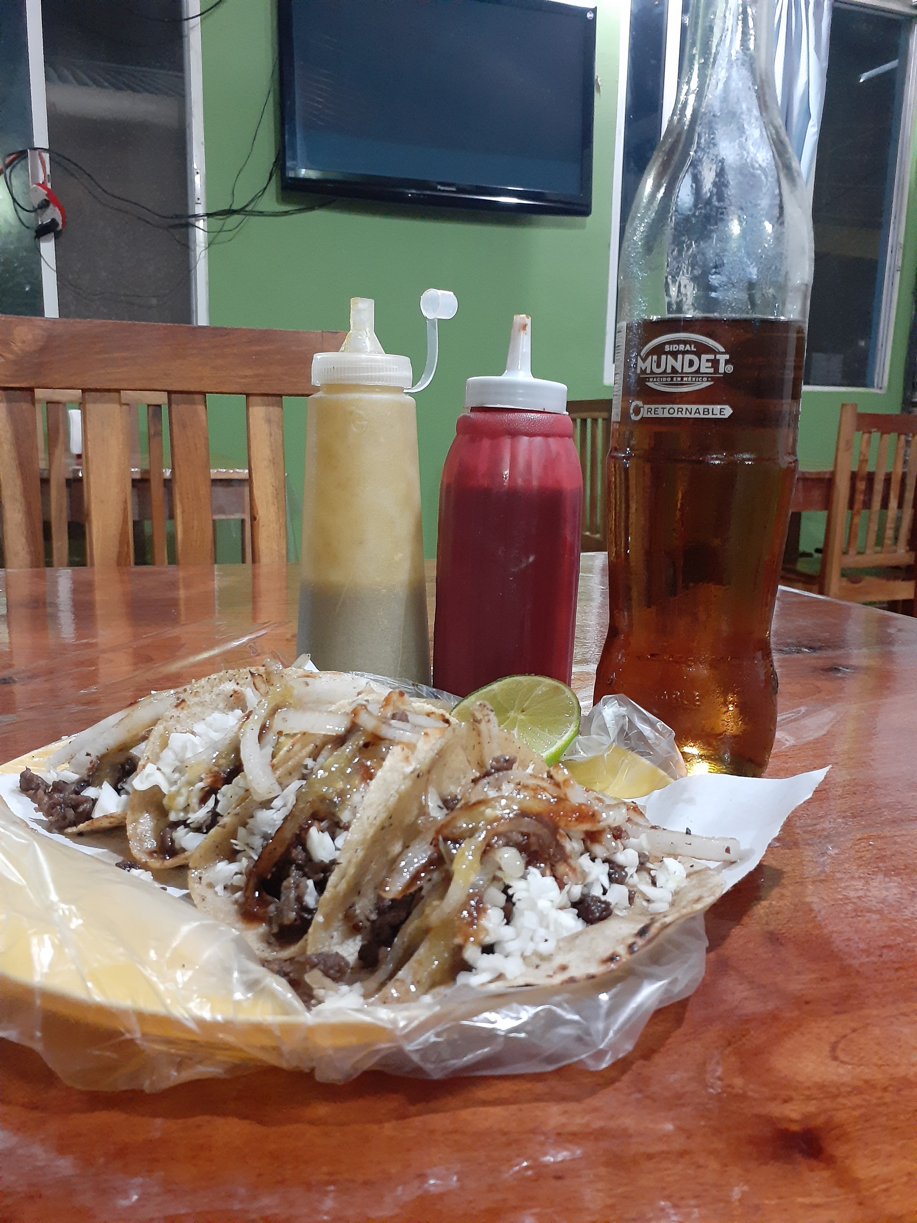 Taqueria genisis image 1