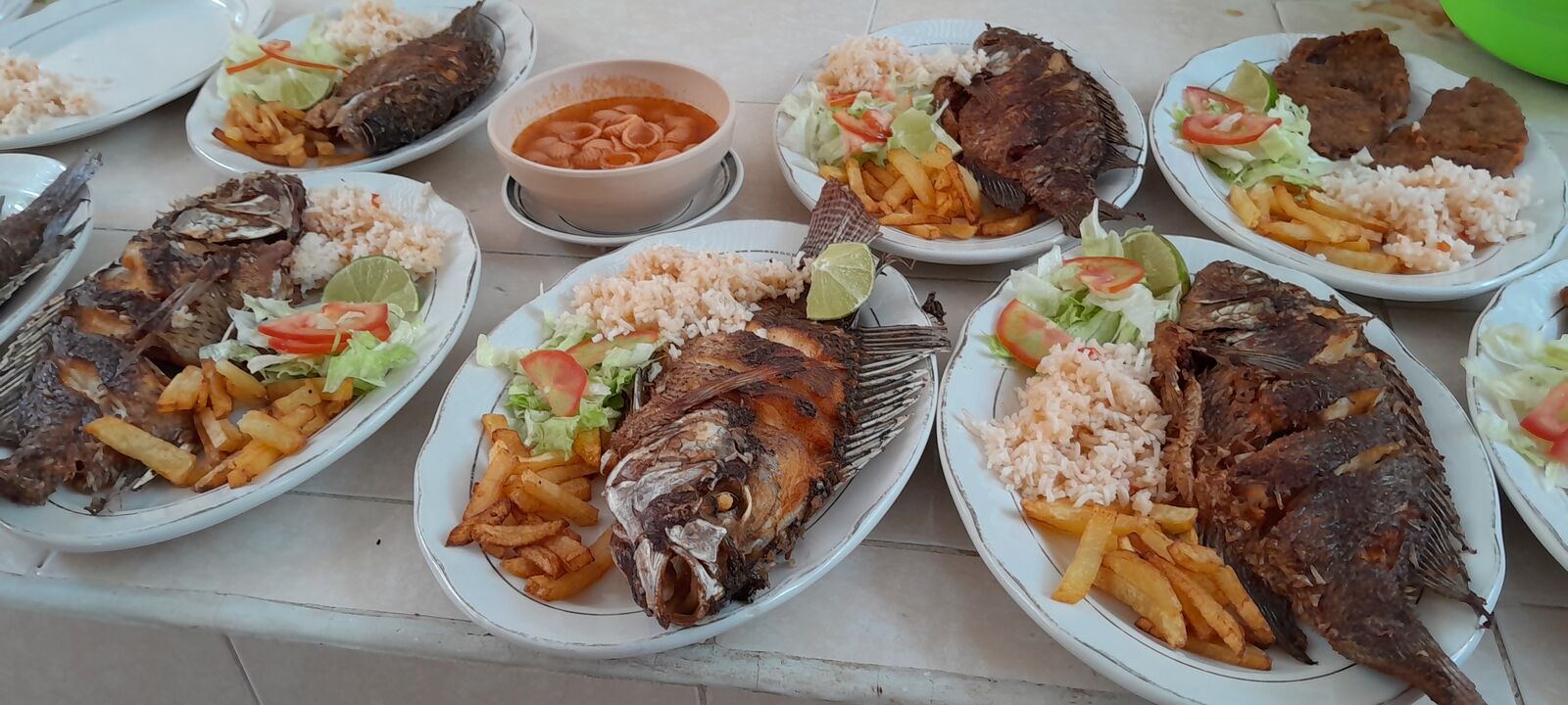 EL TREBOL Restaurante image 2