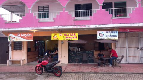 Di A'ngelos Pizza image 1