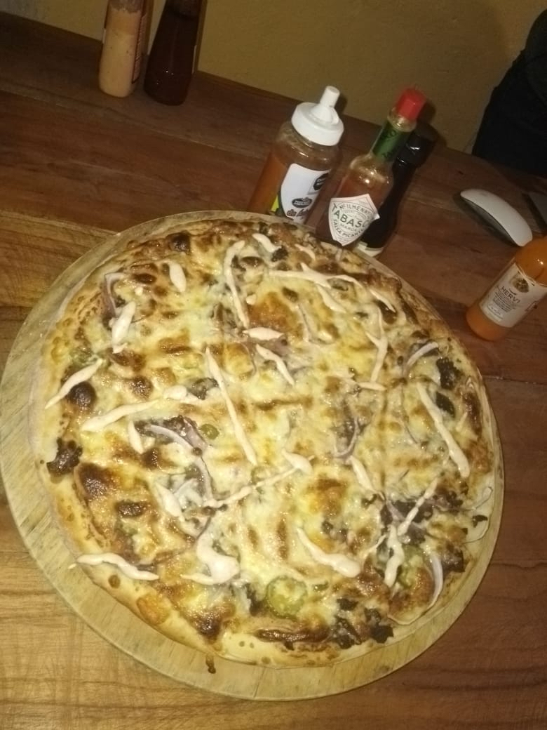 Di A'ngelos Pizza image 2