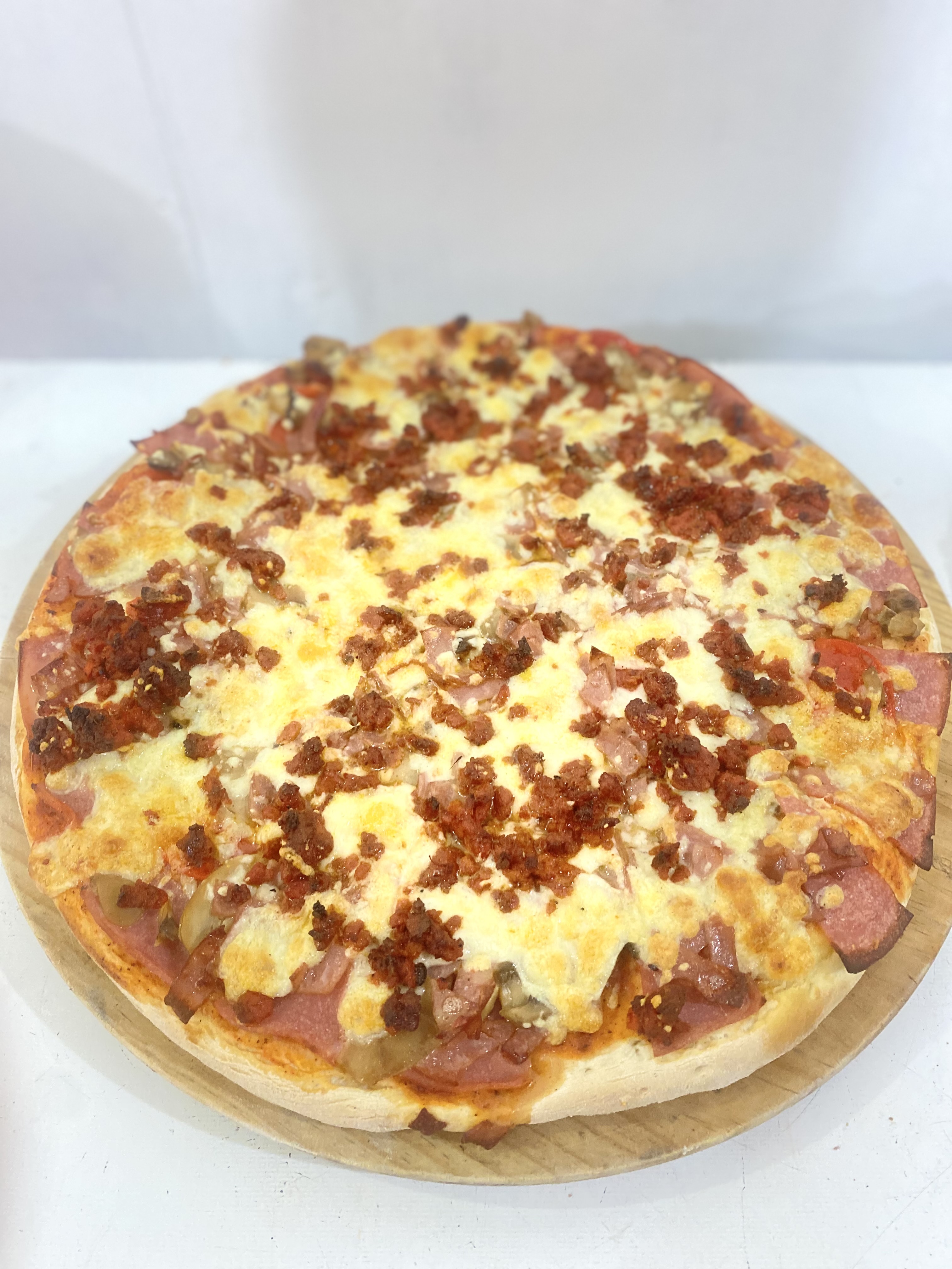 Di A'ngelos Pizza image 4