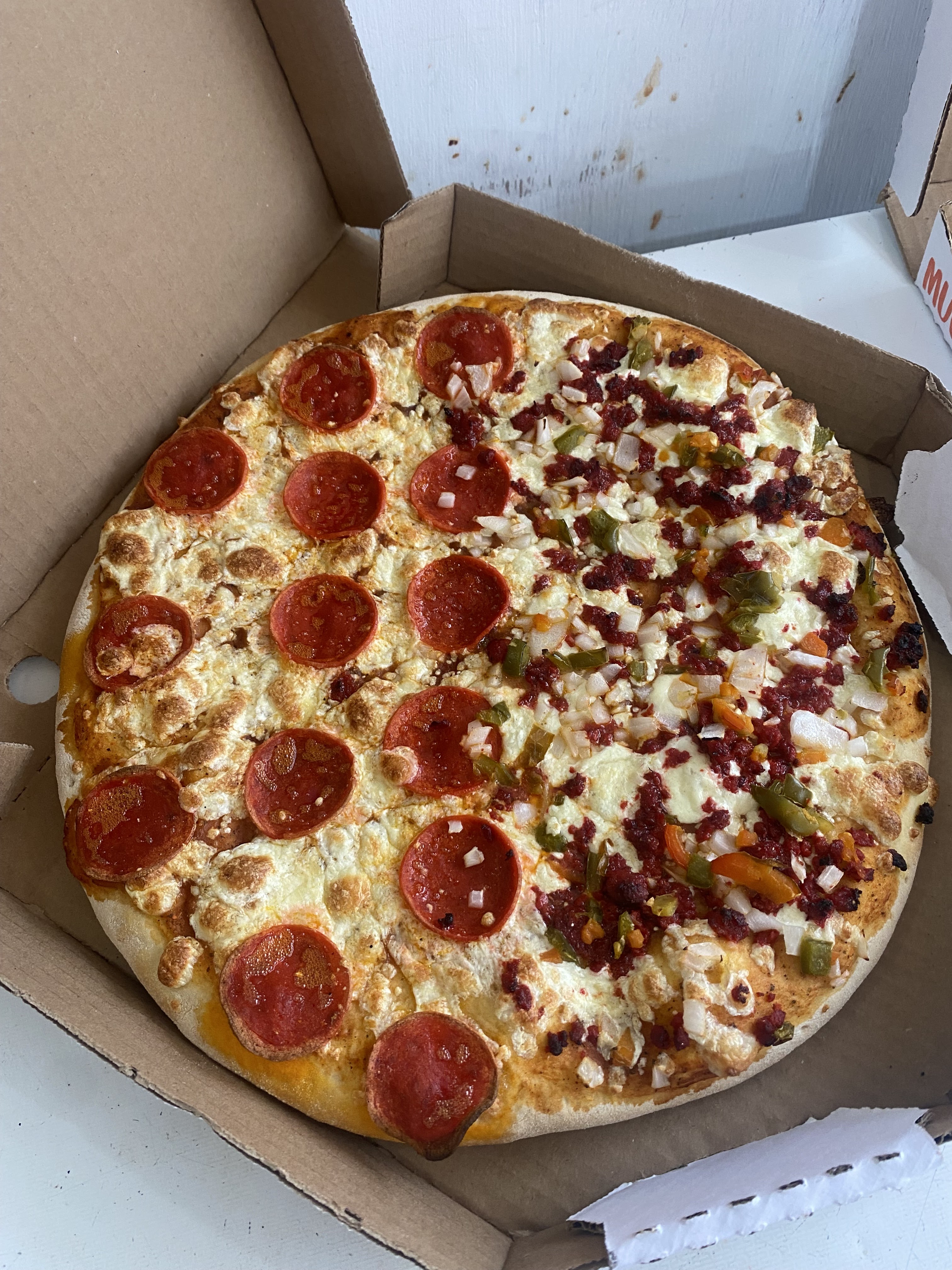 Di A'ngelos Pizza image 5