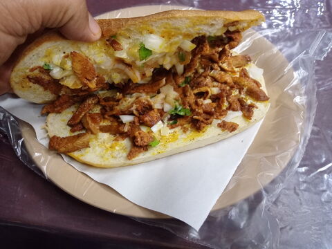 TAQUERIA LOS TROMPITOS Y LATOSBURGER image 3