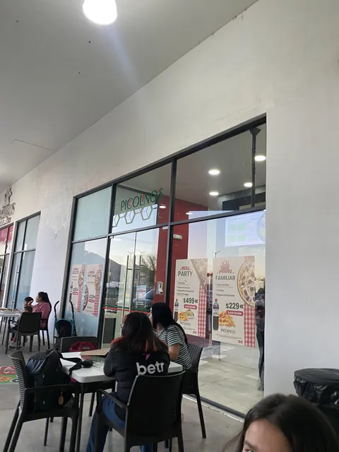 Piccolino's Pizza image 4