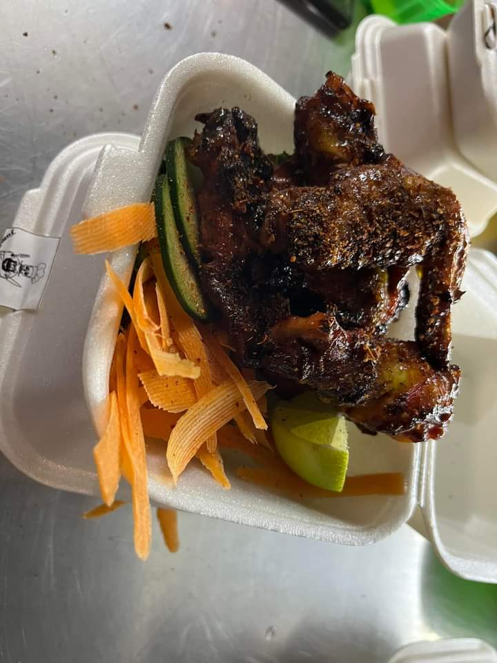 Family House Snacks al carbón image 2