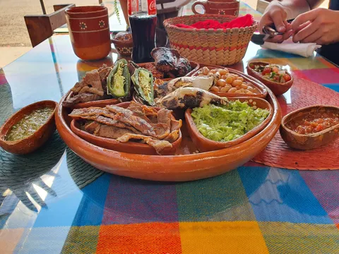 Las Adelitas image 2