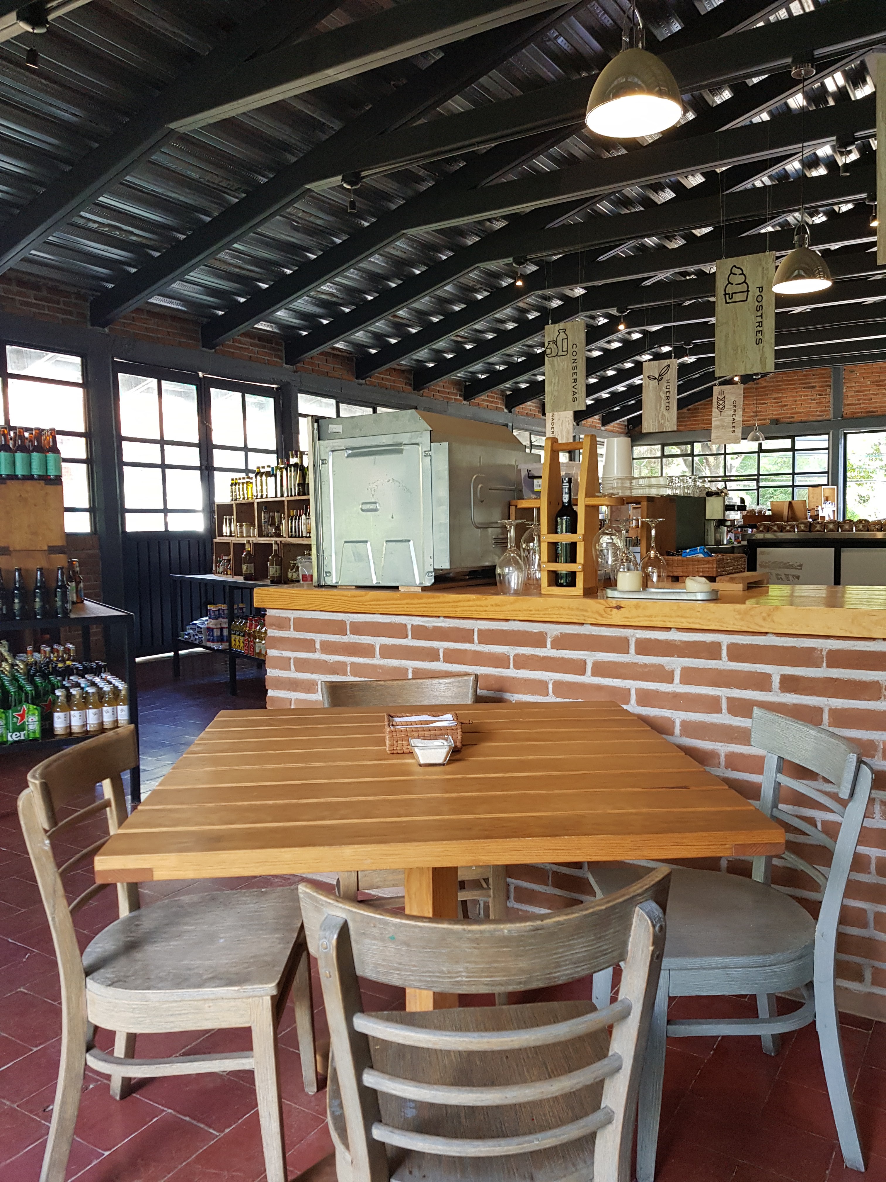 Café Viernes image 3