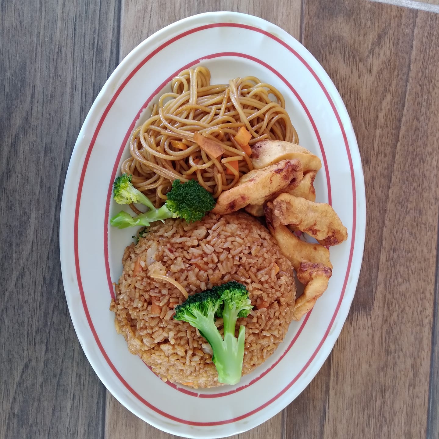 Lonchería "El Señor De La Capilla" Comida China image 3