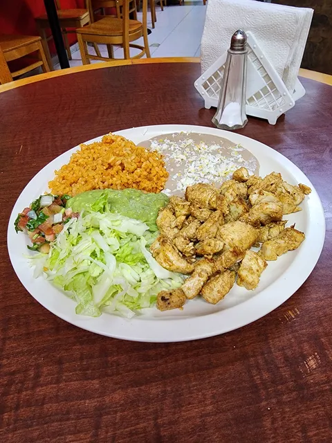 Cheko's taqueria image 1