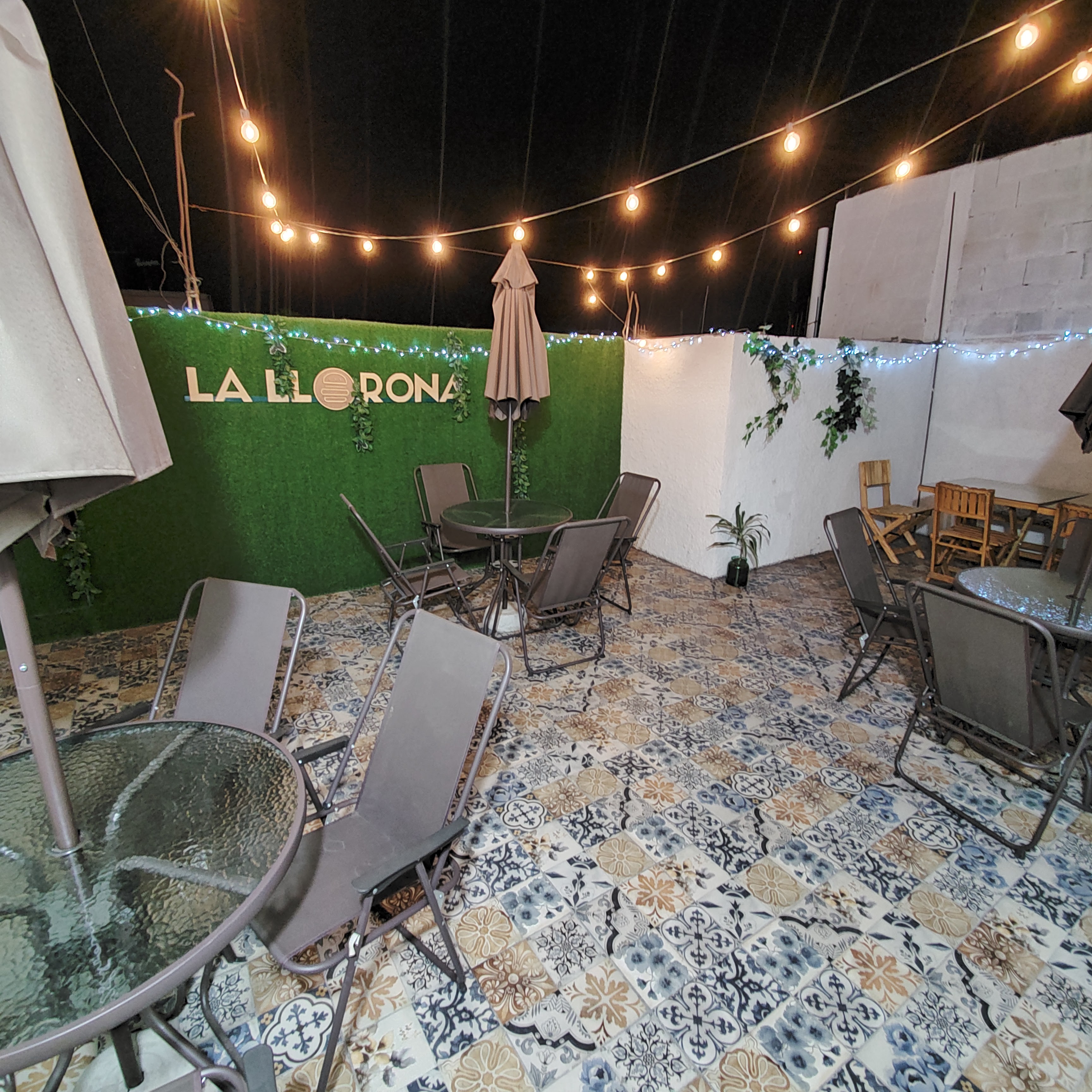 La Llorona Burgers image 10