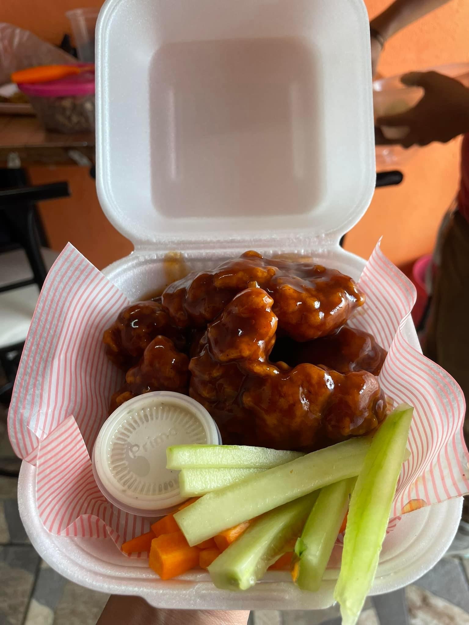 Tacos y Alitas YYY image 2