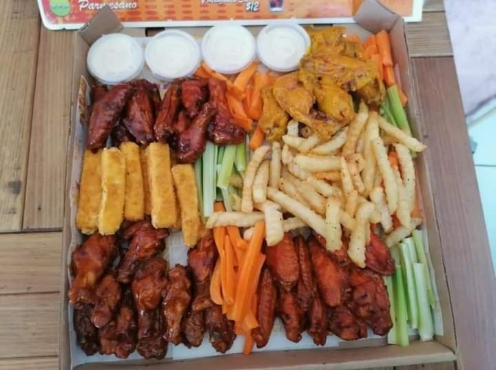 Tacos y Alitas YYY image 4