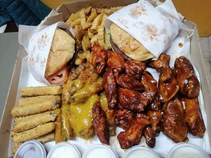 Tacos y Alitas YYY image 9