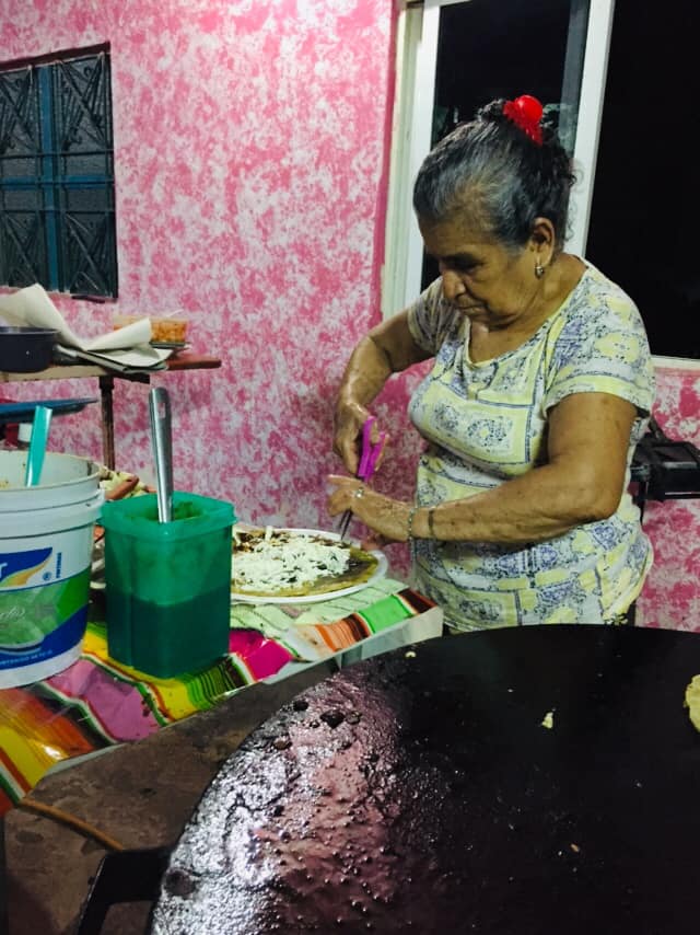 Memelas Doña Meche image 5