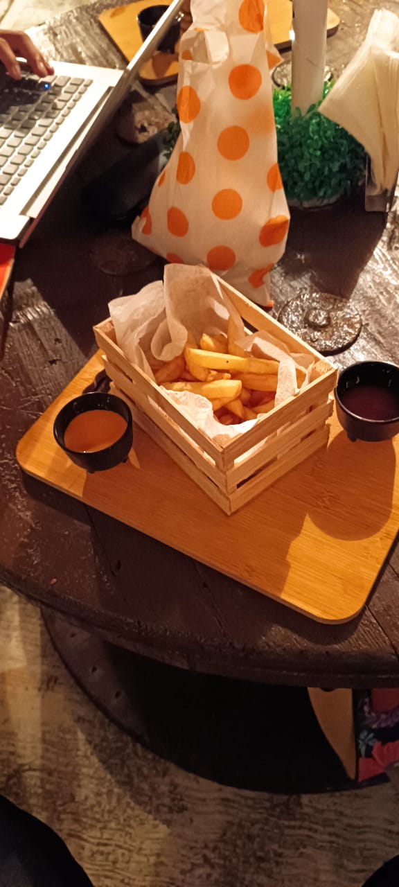 Jardín bistro burges image 6