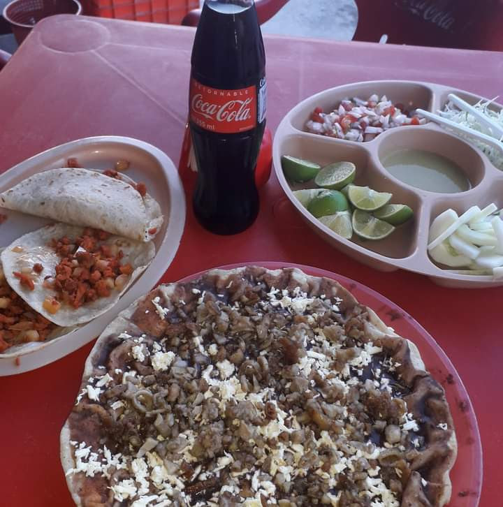 Tacos Y Memelas El Pelón image 2