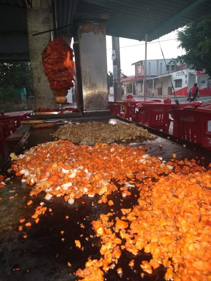 Tacos Y Memelas El Pelón image 3