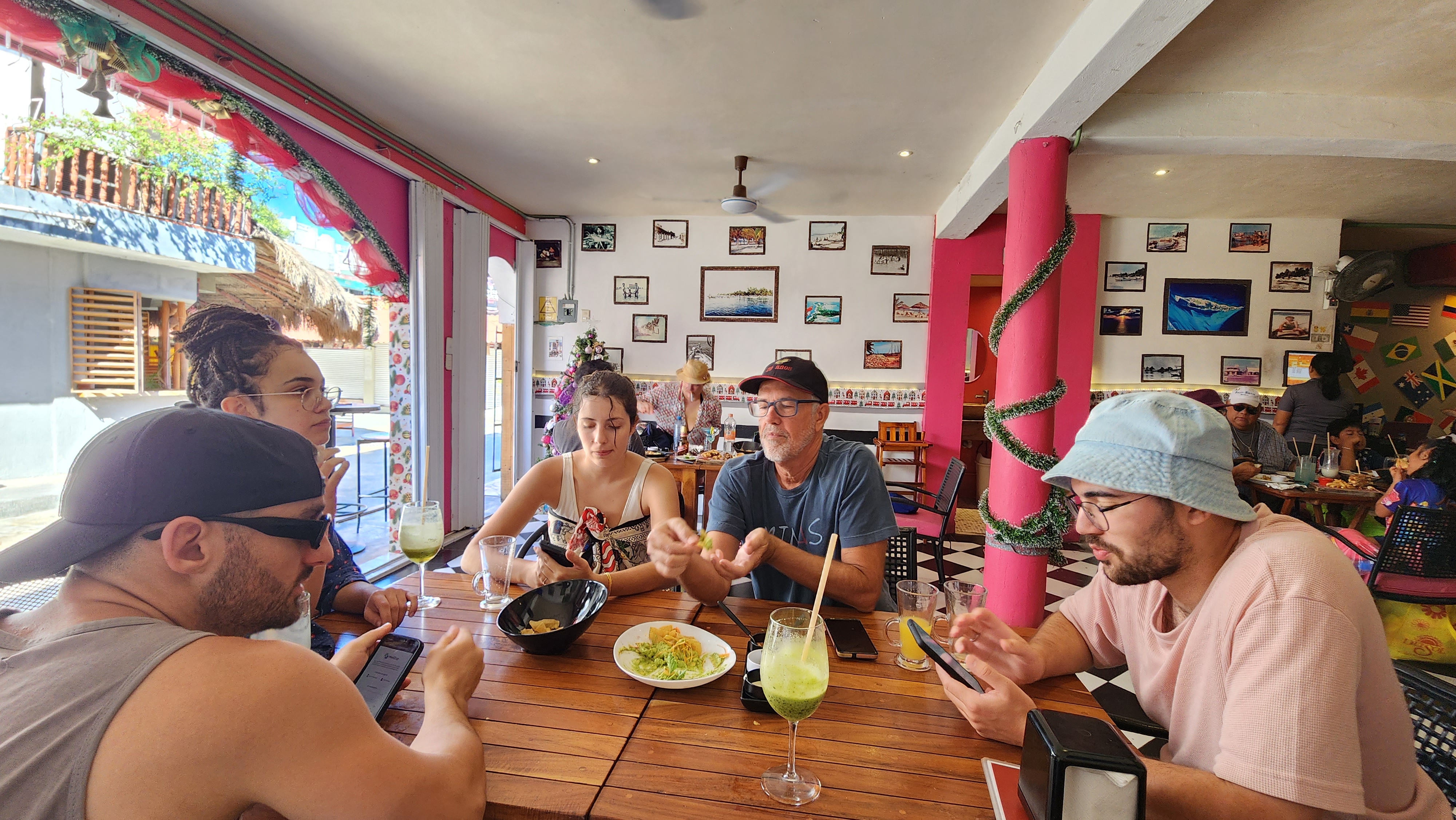 Xcatik Restaurant image 4