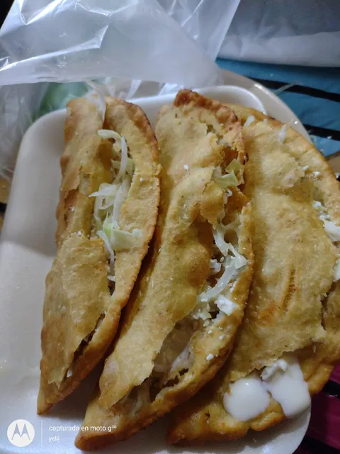 Molotes LA WERITA image 2