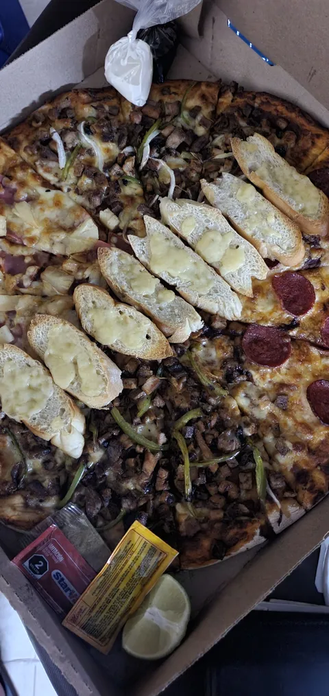 Stop Pizza image 8